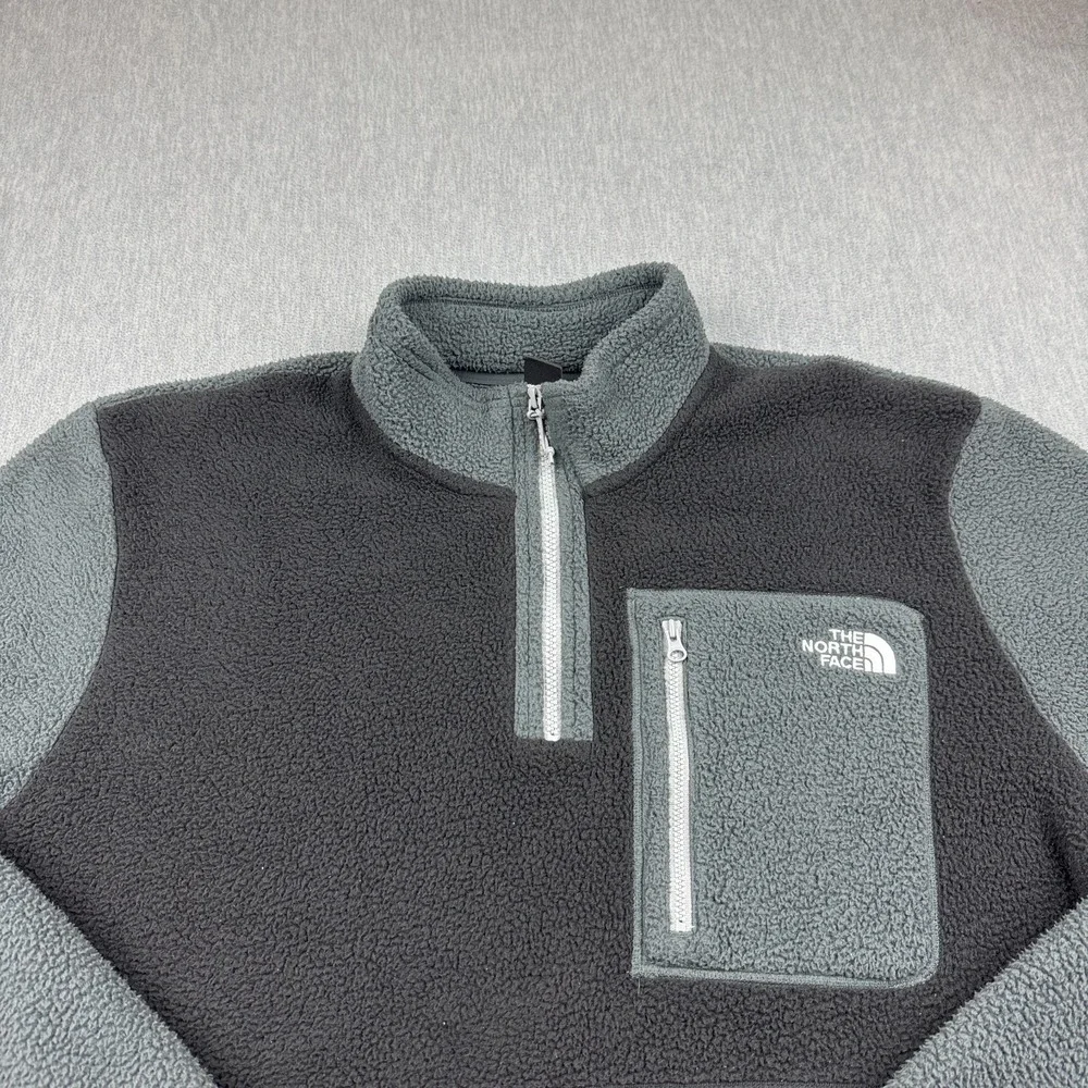 The North Face Jacket Mens XL Black Gray Yumiori 1/4 Zip Fleece Pullover Outdoor